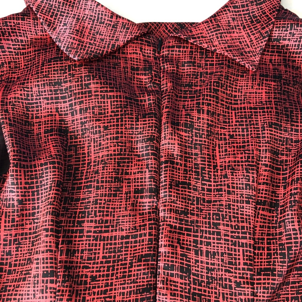 Red Dress - Picture 6 of 6